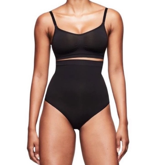 skims bra - Picture 1 of 3